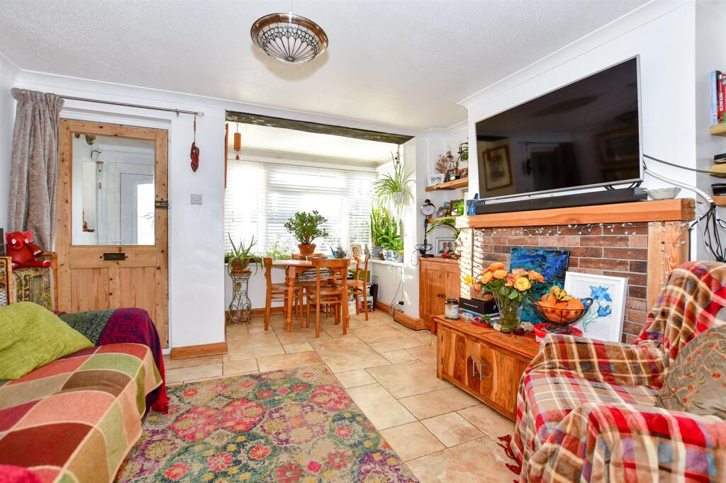 2 bedroom terraced house for sale in Grange Lane, Sandling, Maidstone