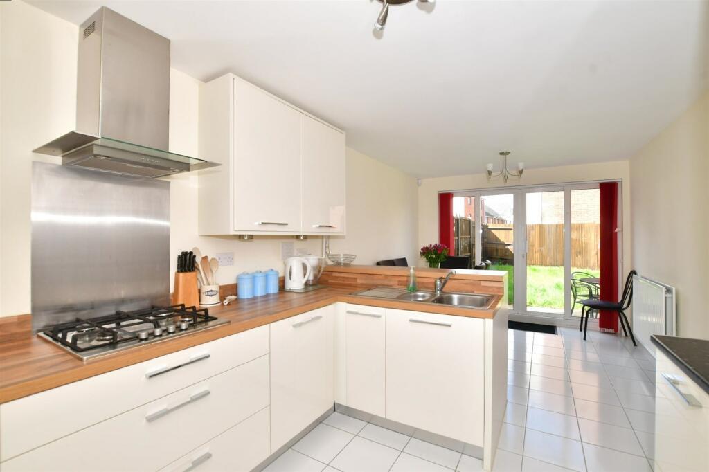 4 bedroom detached house for sale in Keele Avenue, Maidstone, Kent, ME15