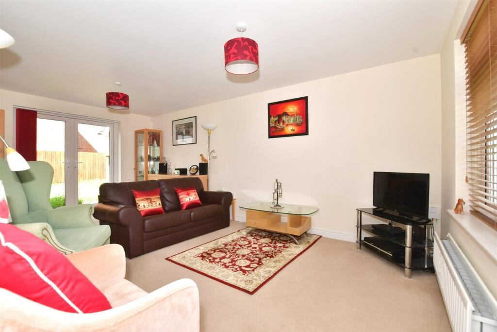 4 bedroom detached house for sale in Keele Avenue, Maidstone, Kent, ME15