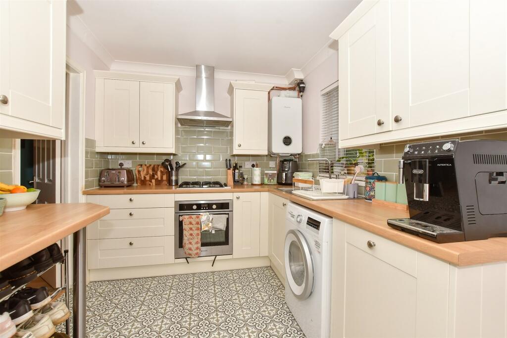 Main image of property: Western Road, Maidstone, Kent