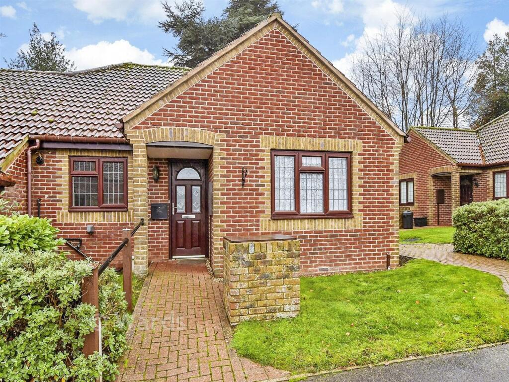 Main image of property: Matterdale Gardens, Barming, Maidstone, Kent