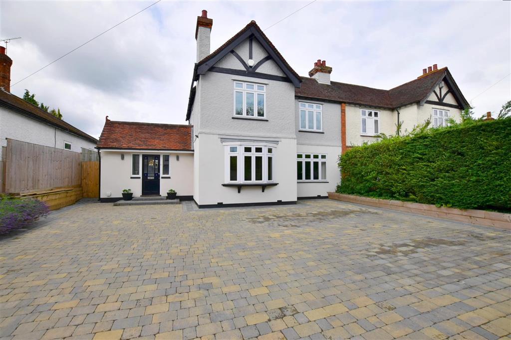 5 bedroom semidetached house for sale in Loose Road, Maidstone, Kent, ME15