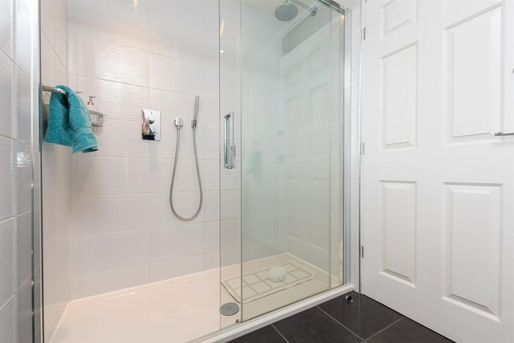 Additional property image - The Russets, Meopham, Kent
