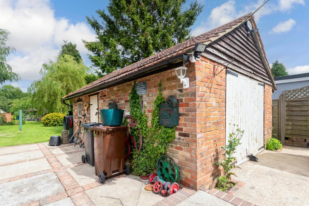 Additional property image - David Street, Harvel, Meopham, Kent