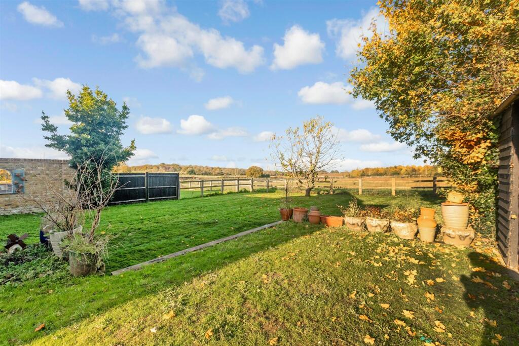 Main image of property: Round Street, Cobham, Kent