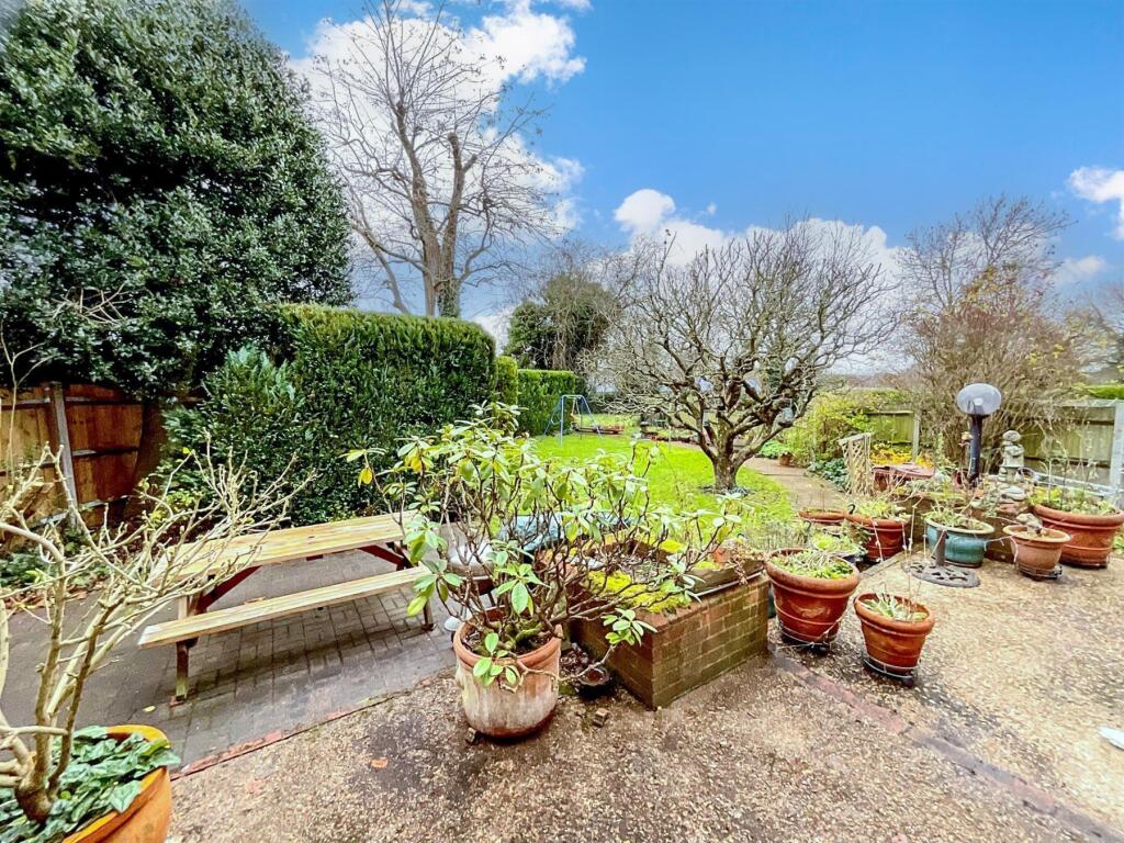 Additional property image - Wrotham Road, Meopham Green, Meopham, Kent