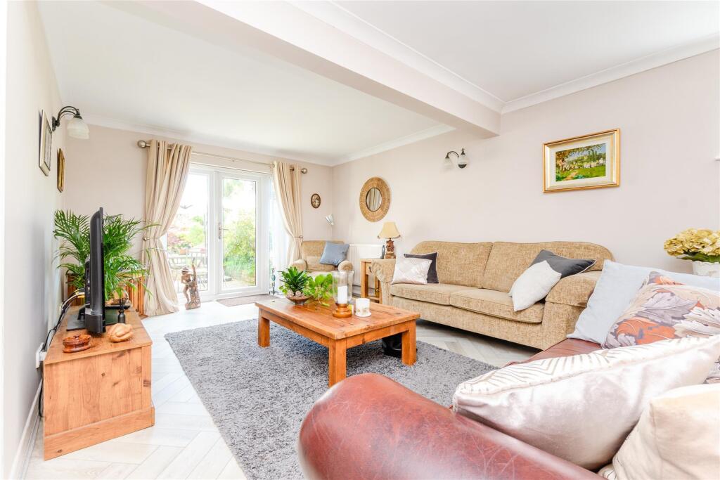 Main image of property: Wrotham Road, Meopham, Gravesend, Kent