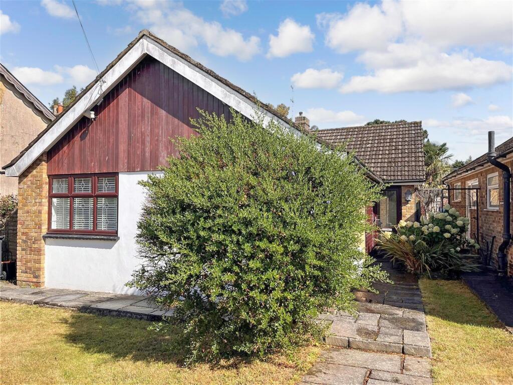 Main image of property: Wrotham Road, Meopham, Gravesend, Kent