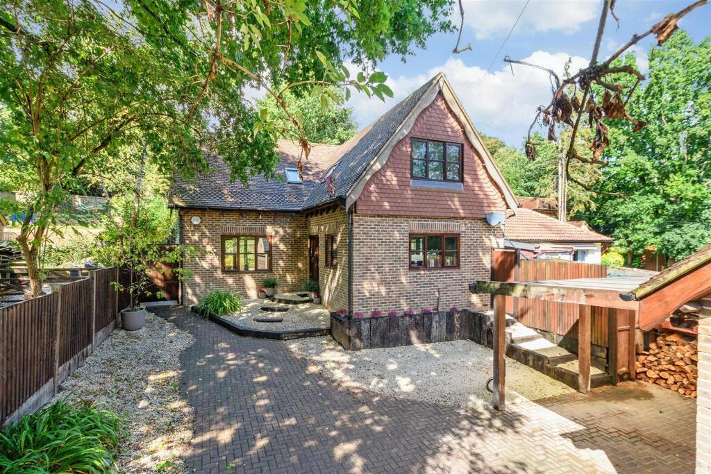 Main image of property: Meadow Lane, Culverstone, Meopham, Kent