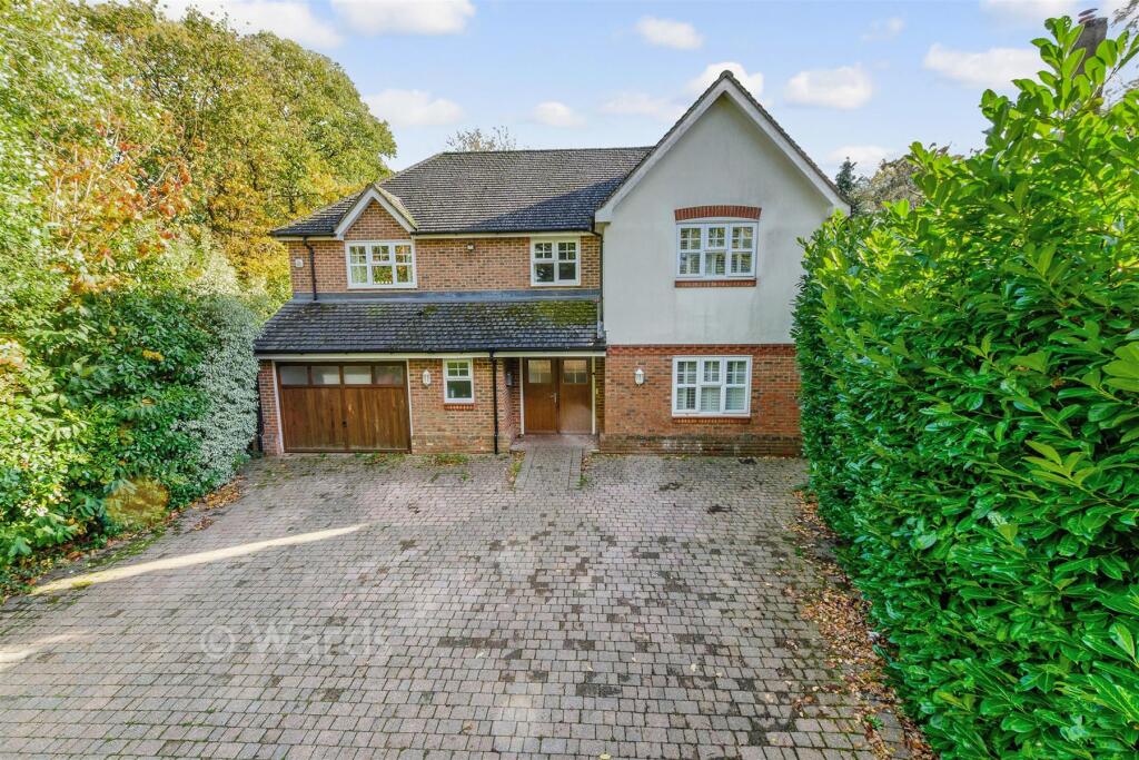 Main image of property: Harvel Road, Meopham, Kent