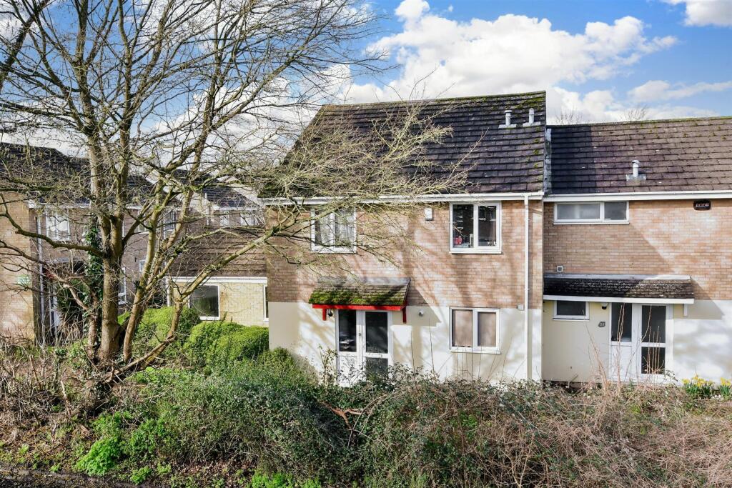 Main image of property: Olivers Mill, New Ash Green, Longfield, Kent