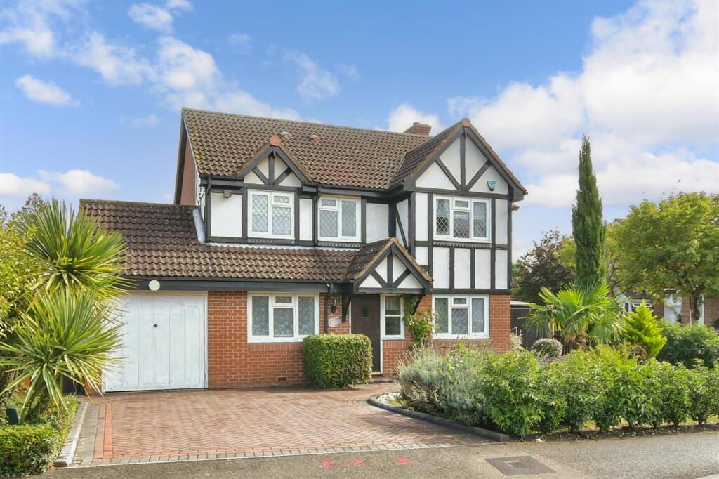 Main image of property: Broomfields, Hartley, Longfield, Kent