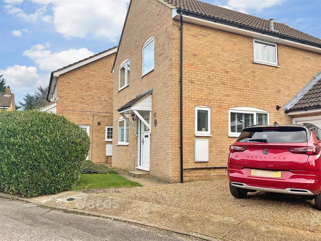 Main image of property: Seven Acres, New Ash Green, Longfield, Kent