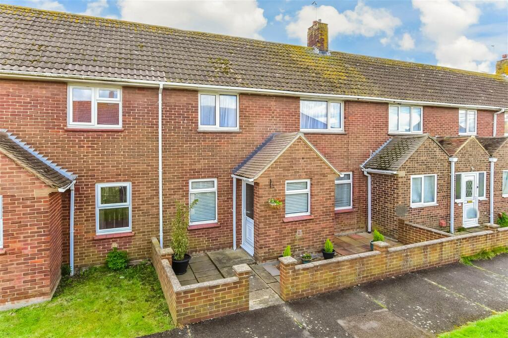 3 bedroom terraced house for sale in Rype Close, Lydd, Romney Marsh