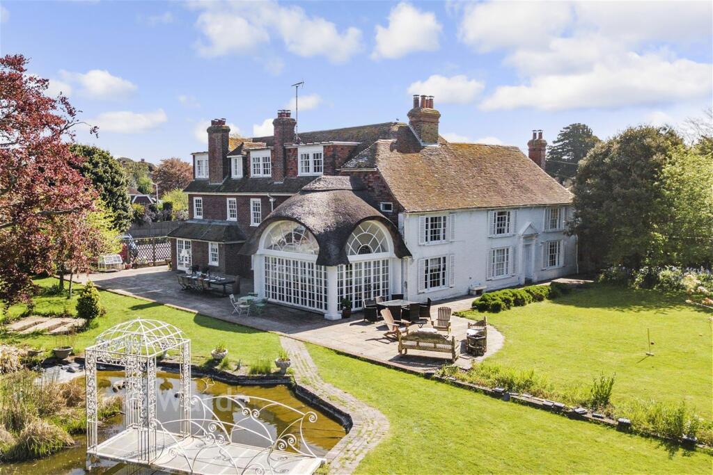 Main image of property: Fairfield Road, New Romney, Kent