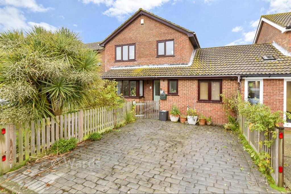 Main image of property: Gloucester Mews, New Romney, Kent