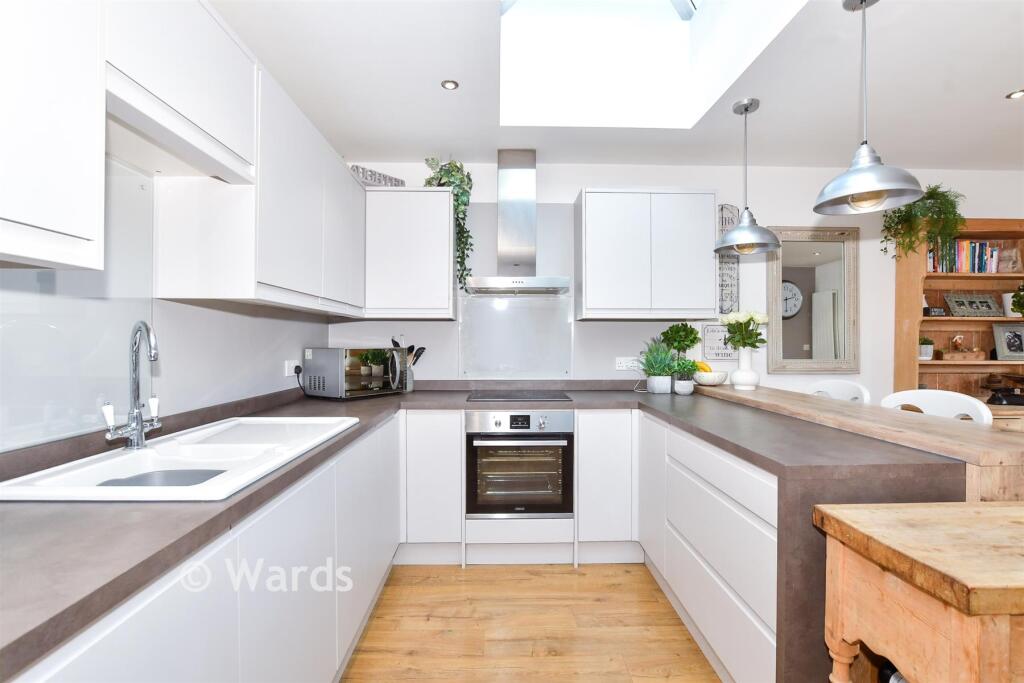 Main image of property: Chestnut Lane, Matfield, Tonbridge, Kent