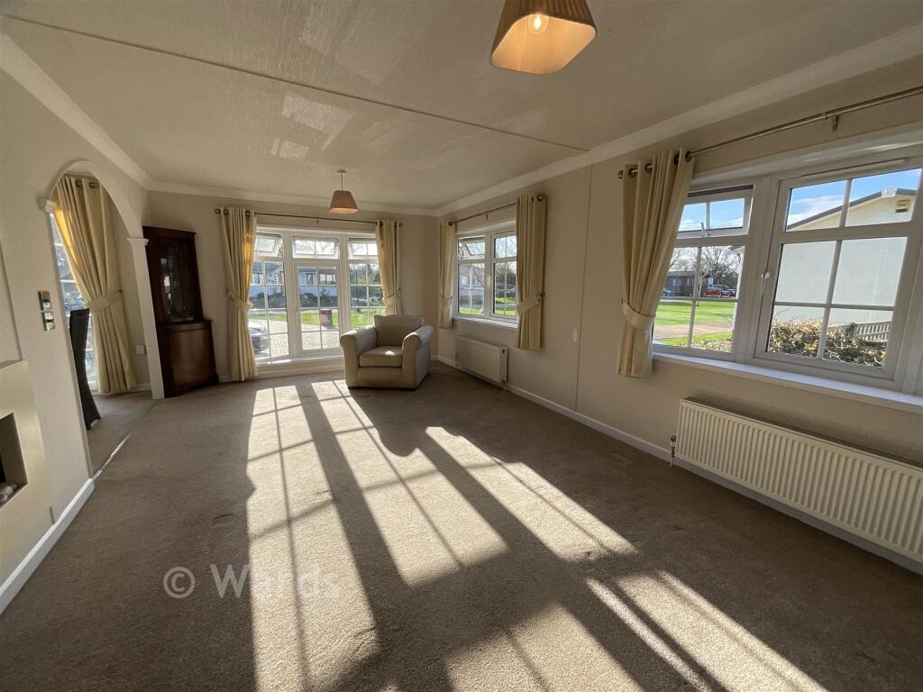 Main image of property: Maidstone Road, Paddock Wood, Kent