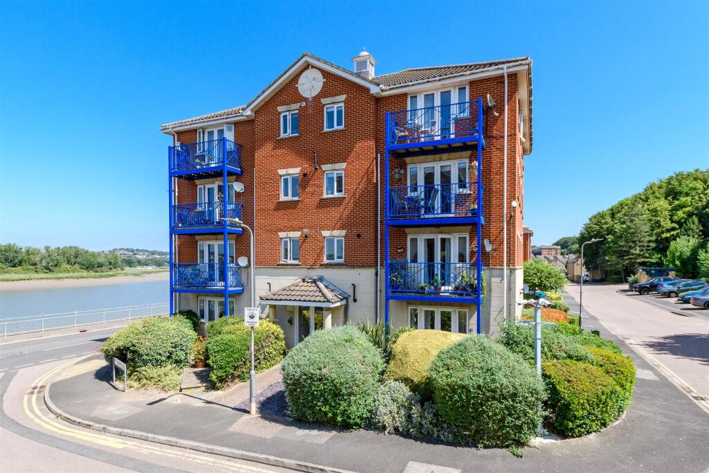 Main image of property: Applecross Close, Rochester, Kent