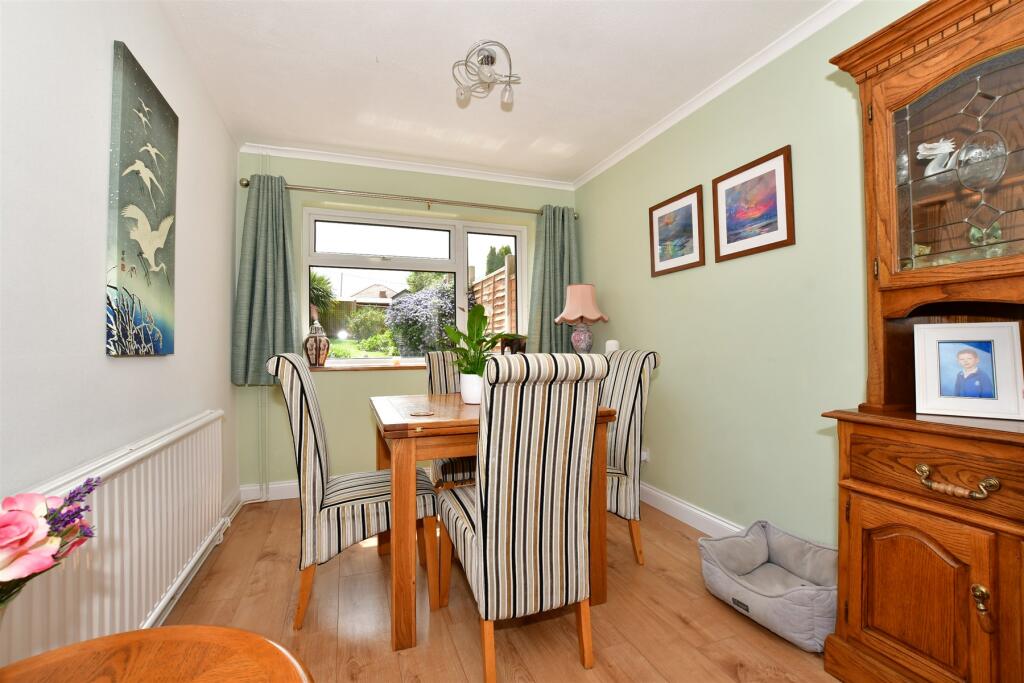 3 bedroom semidetached house for sale in Cliff Gardens, Minster On Sea