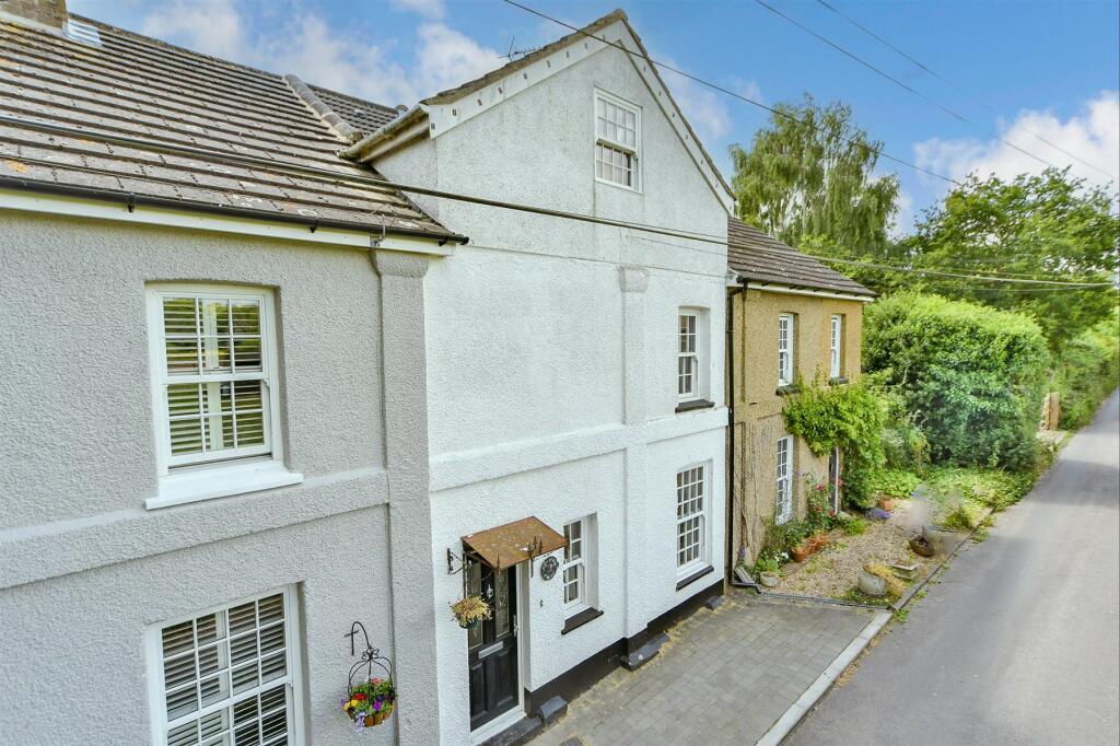 Main image of property: Munsgore Lane, Borden, Sittingbourne, Kent
