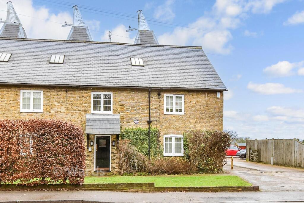 Main image of property: London Road, Newington, Kent