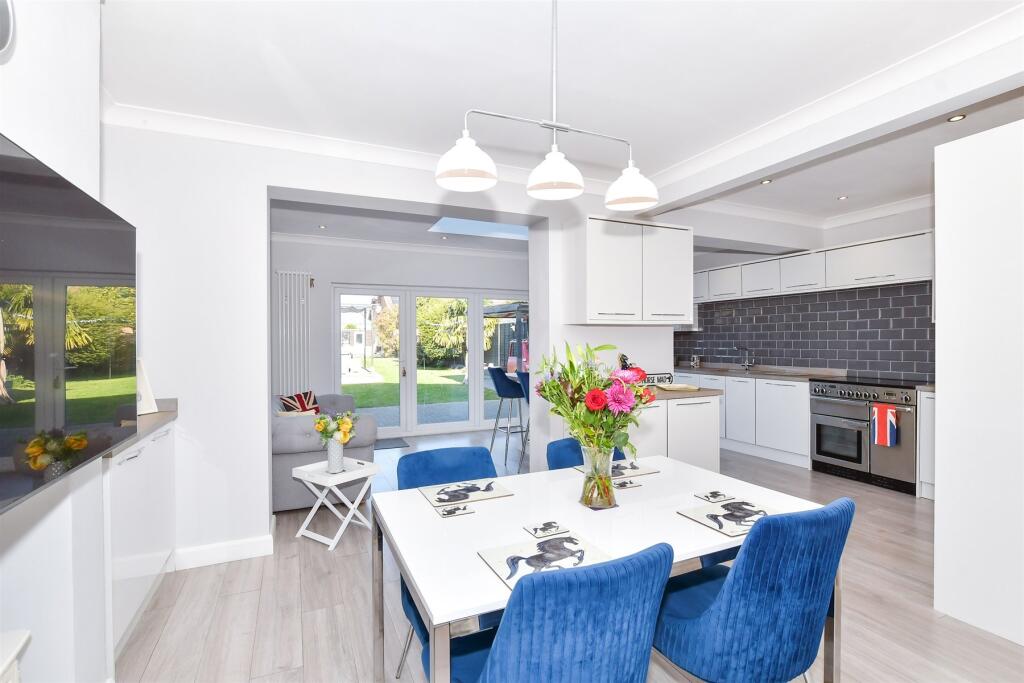 Main image of property: Birling Road, Snodland, Kent