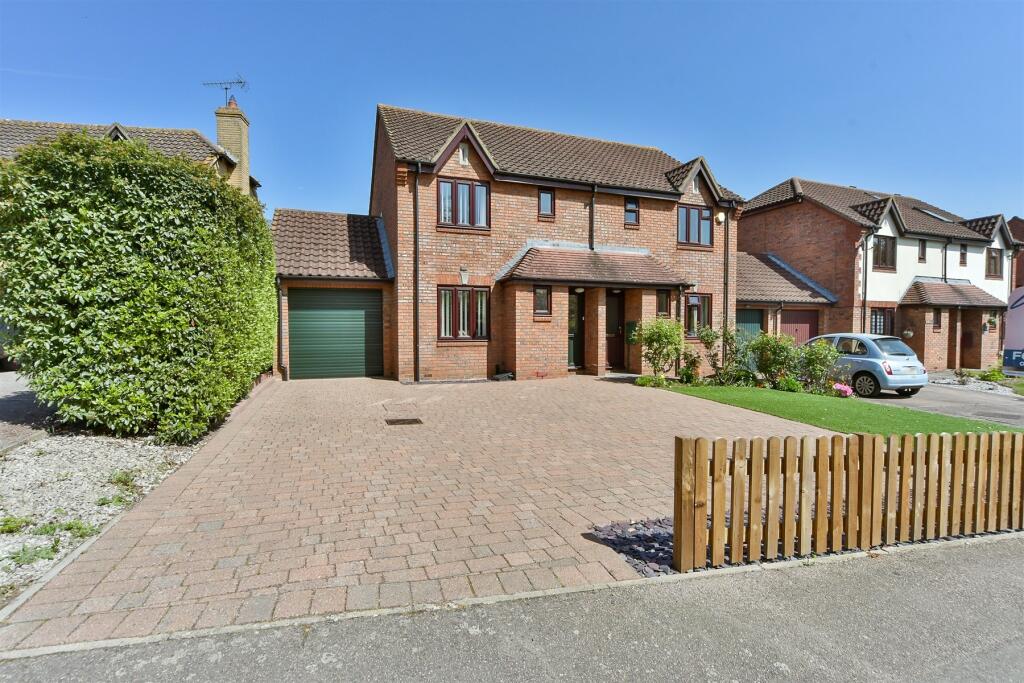 Main image of property: Howlsmere Close, Halling, Rochester, Kent