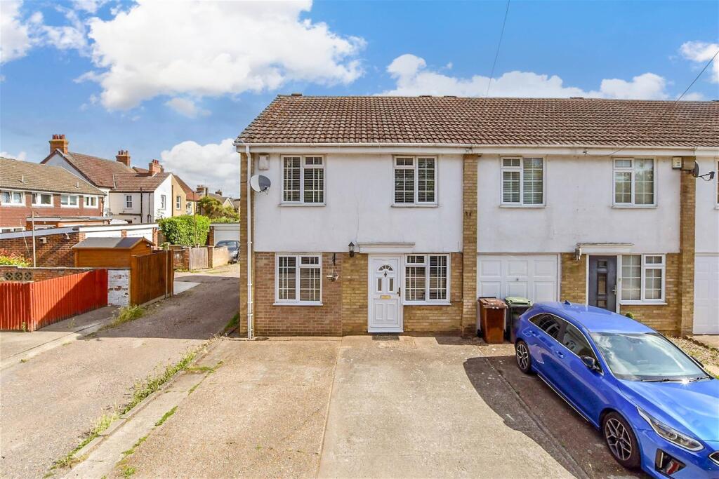 Main image of property: Sharnal Lane, Snodland, Kent
