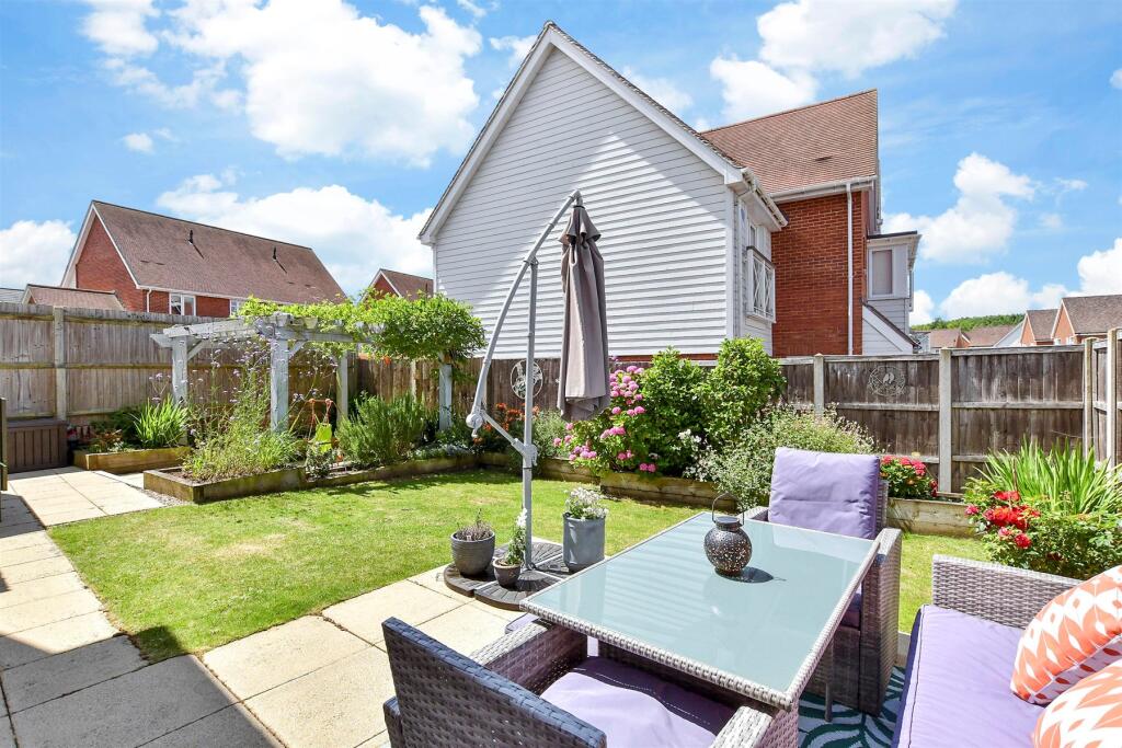 Main image of property: Matthews Close, Snodland, Kent