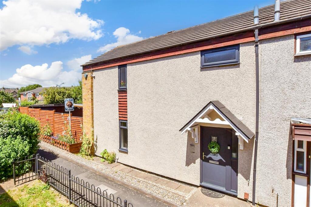 Main image of property: Saltings Road, Snodland, Kent