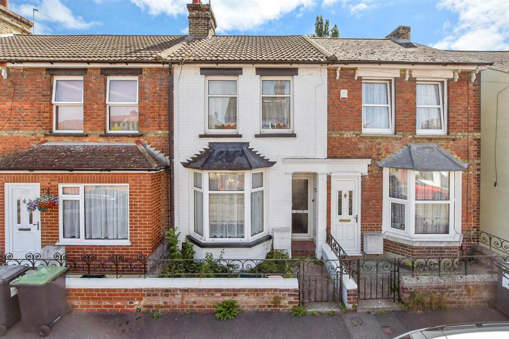 Main image of property: Waghorn Road, Snodland, Kent