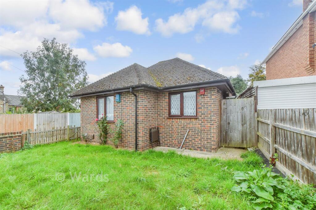 Main image of property: Lee Road, Snodland, Kent