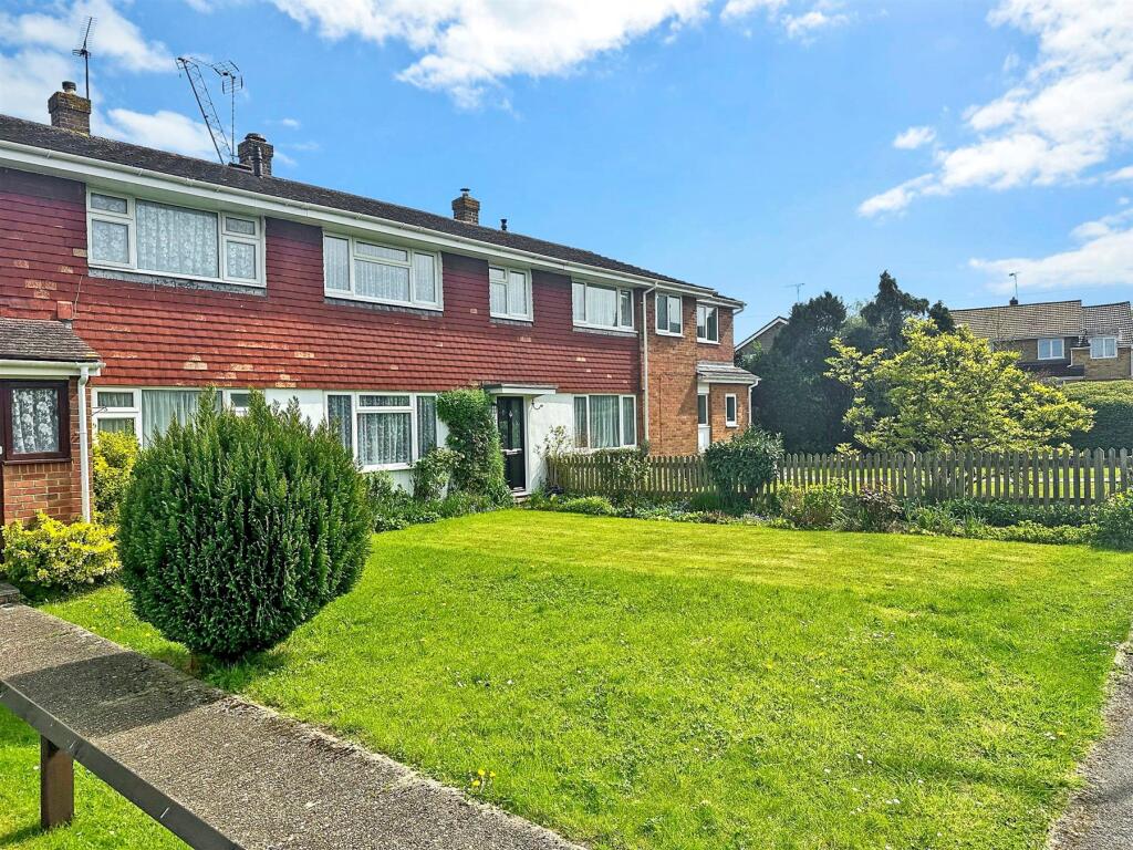 Main image of property: Corner Farm Road, Staplehurst, Tonbridge, Kent