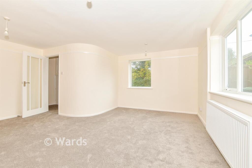 Main image of property: Willow Crescent, Staplehurst, Tonbridge, Kent