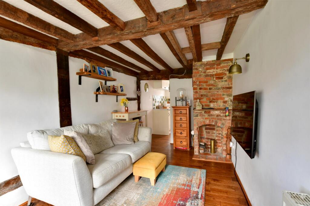 1 bedroom terraced house for sale in The Street, Bethersden Ashford