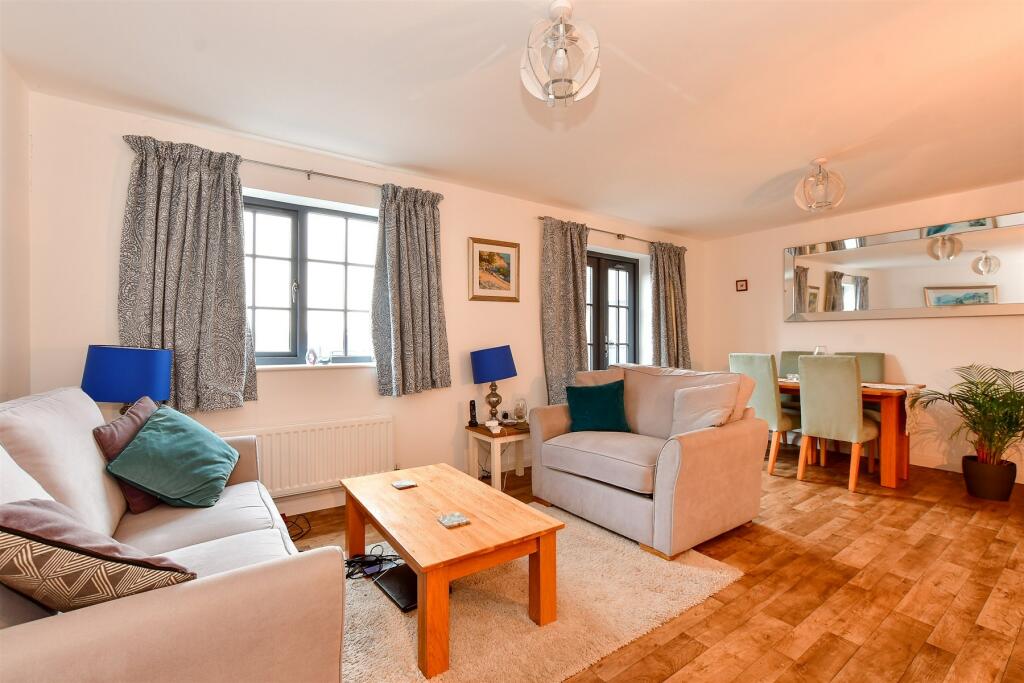 1 bedroom coach house for sale in Pierce Lane, Tenterden, Kent, Kent, TN30