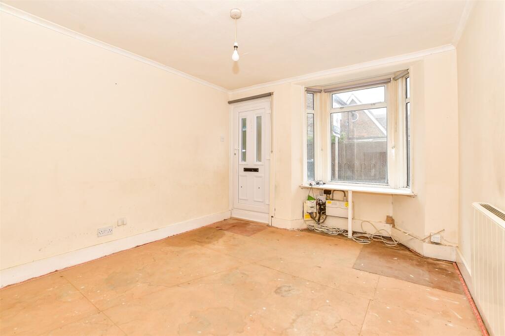 Main image of property: Mount Pleasant, Hildenborough, Tonbridge, Kent