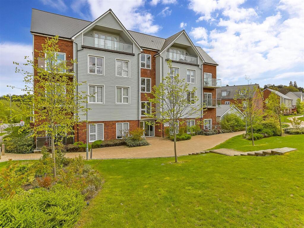 Main image of property: The Green, Tunbridge Wells, Kent