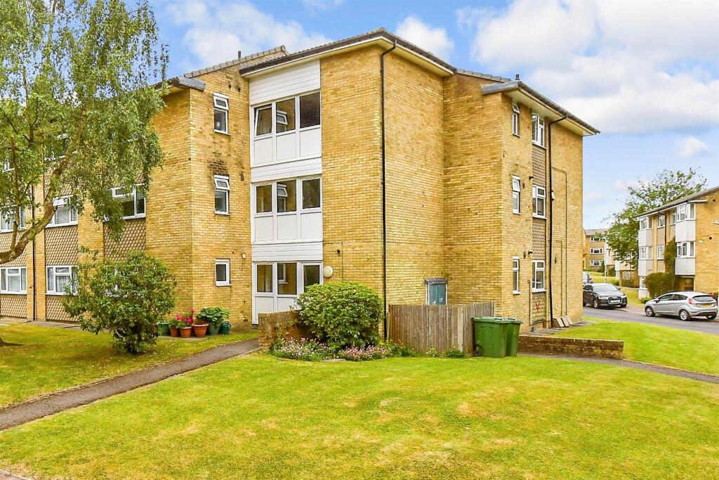 Main image of property: Chenies Close, Tunbridge Wells, Kent