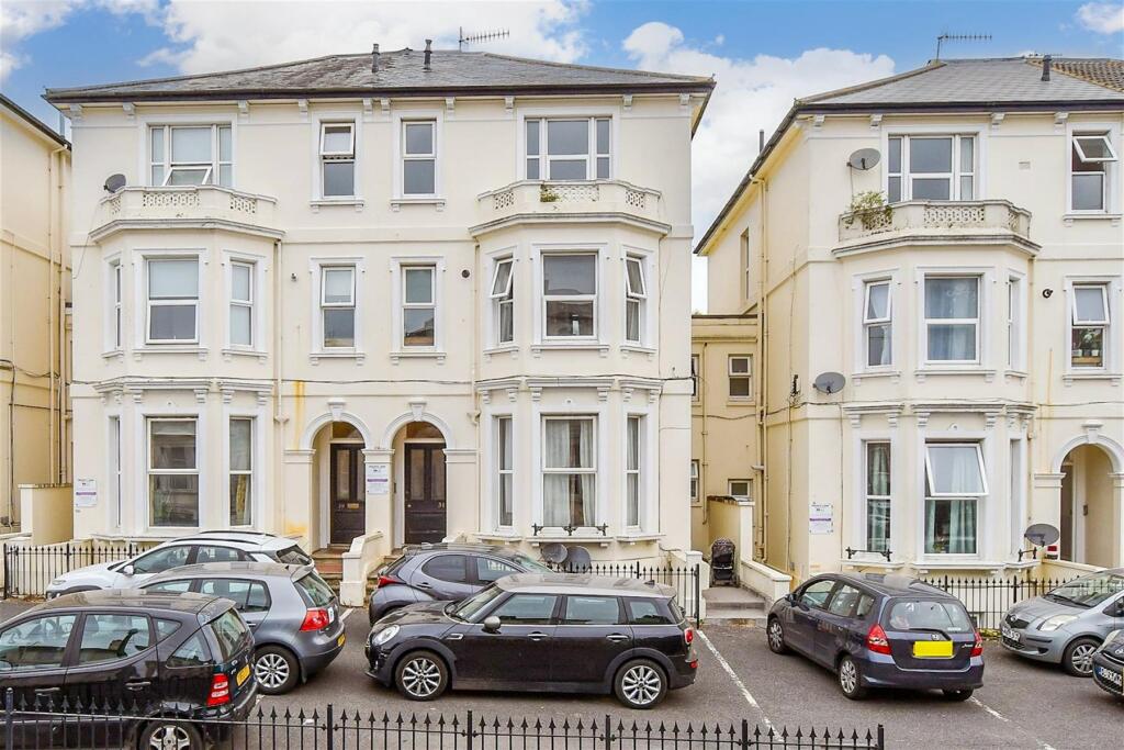 Main image of property: Upper Grosvenor Road, Tunbridge Wells, Kent