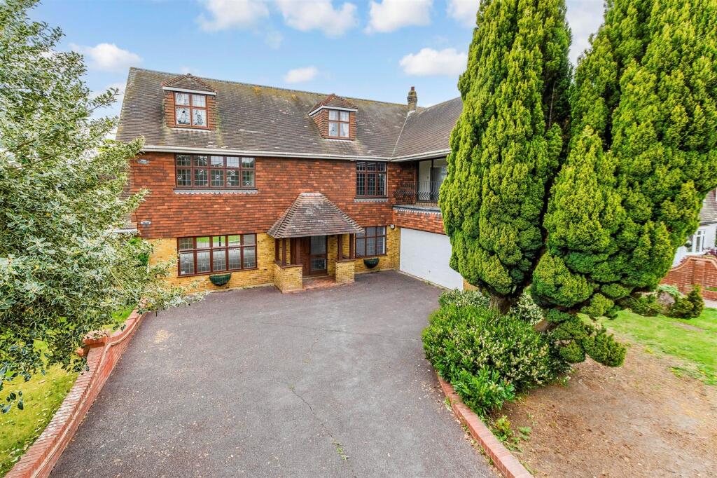 Main image of property: Hever Avenue, West Kingsdown, Sevenoaks, Kent
