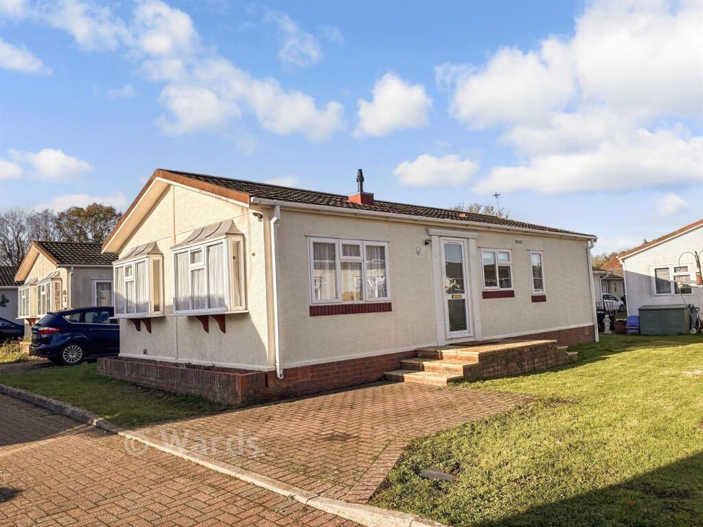 Main image of property: London Road, West Kingsdown, Kent