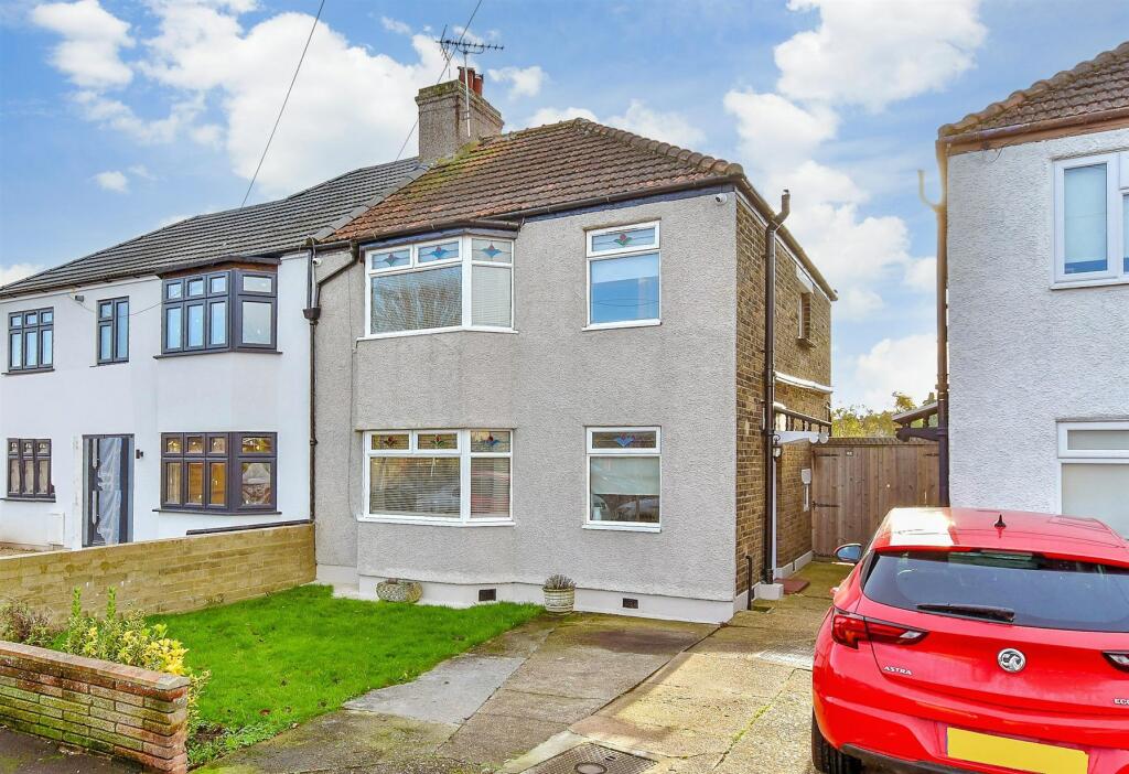 3 bedroom semidetached house for sale in Westbrooke Road, Welling