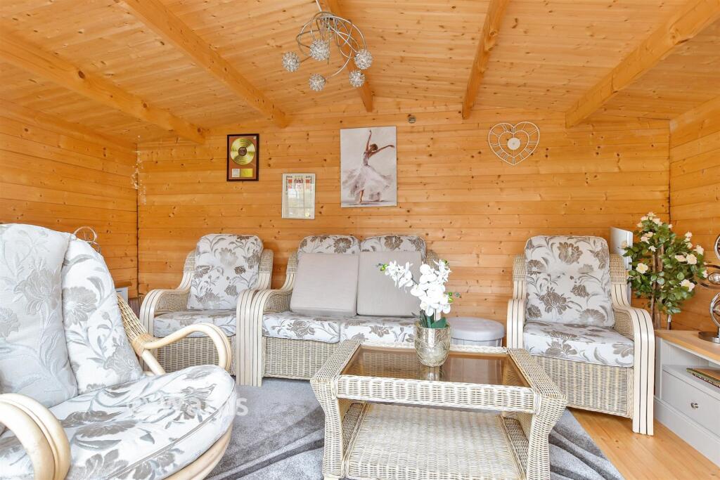 Main image of property: Wrotham Road, Welling, Kent