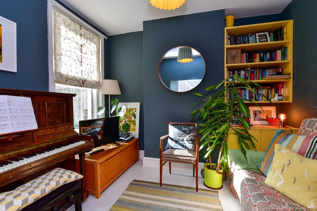 4 bedroom terraced house for sale in Osborne Road, Brighton, East Sussex, BN1