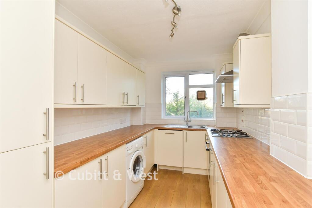Main image of property: Varndean Drive, Brighton, East Sussex