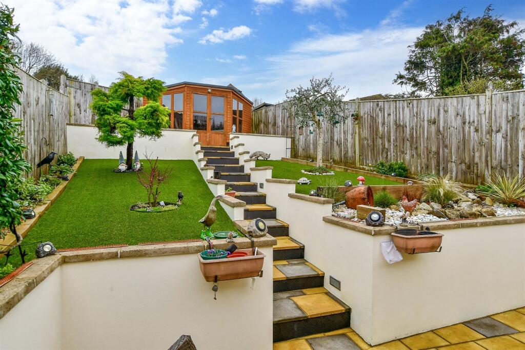 3 bedroom detached house for sale in Mackie Avenue, Patcham, East