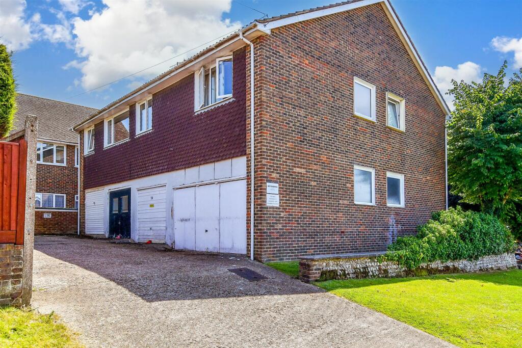 Additional property image - Oxen Avenue, Shoreham-By-Sea, West Sussex