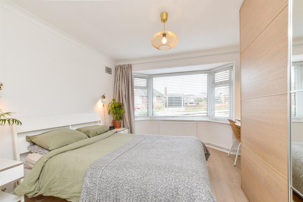 Additional property image - Graham Crescent, Portslade, Brighton, East Sussex